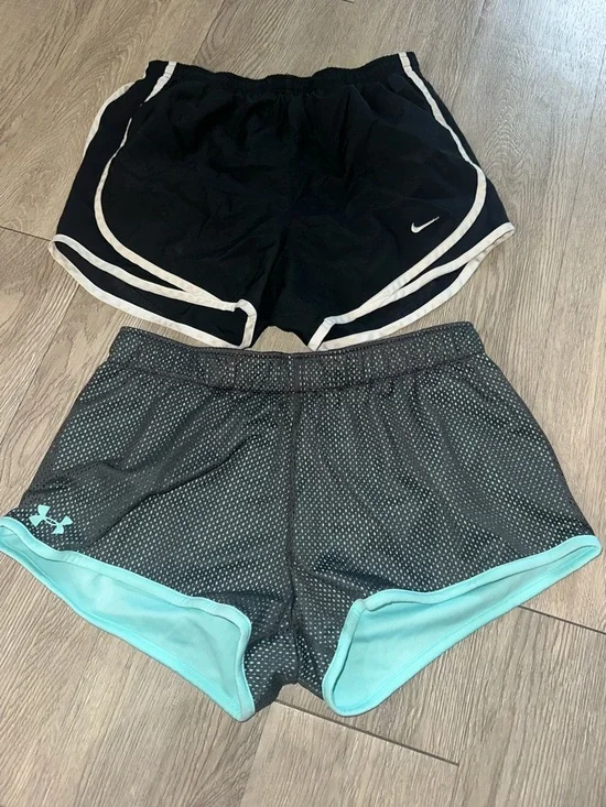 Nike Under Armour Gymshark Lot 21 Yoga Gym Workout Tank Sports Bra Shorts S - Picture 9 of 16